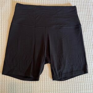 lululemon High-Rise Shorts 6”
